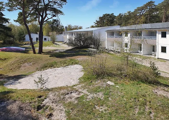 1 Bedroom Stunning In Apartamento Neksø